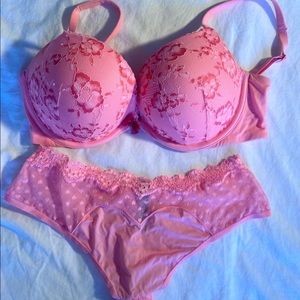 Victoria’s Secret Hot Pink Bra Set